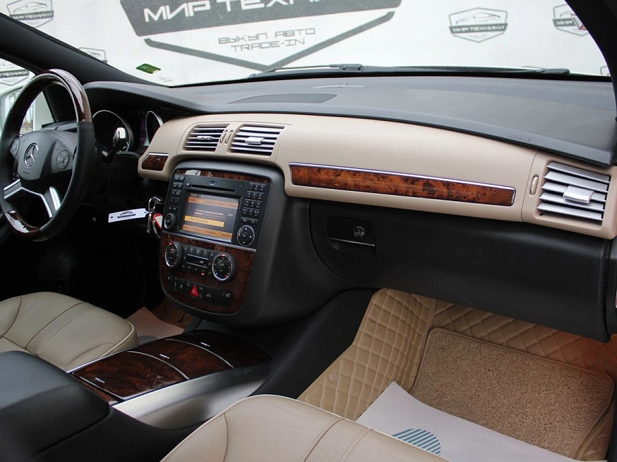 Mercedes-Benz R-Класс, 2011г., полный привод, автомат