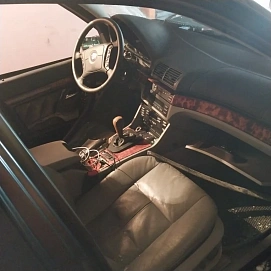 BMW 5 серии, 1998г, задний привод, автомат