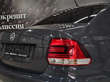 Volkswagen Polo, 2016г, передний привод, автомат