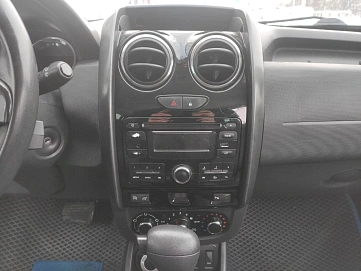 Renault Duster, 2016г, полный привод, автомат