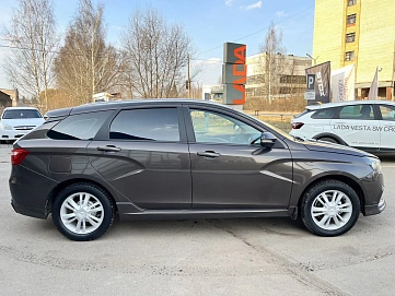 Lada (ВАЗ) Vesta, 2018г, передний привод, механика