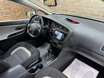 Kia Ceed, 2017г, передний привод, робот