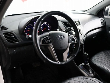 Hyundai Solaris, 2016г, передний привод, автомат