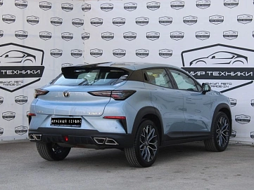 Changan UNI-T, 2023г, передний привод, робот