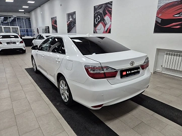 Toyota Camry, 2017г, передний привод, автомат