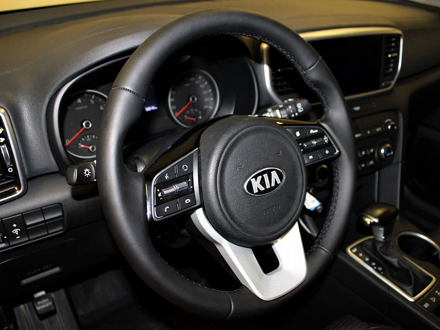 Kia , 2020г., передний привод, автомат