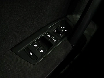 Volkswagen Tiguan, 2020г, полный привод, робот