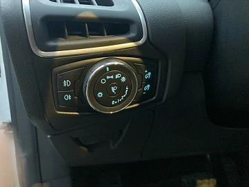 Ford Focus, 2014г., передний привод, робот