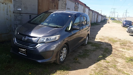 Honda Freed, 2017г, передний привод, вариатор