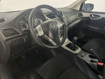 Nissan Tiida, 2015г., передний привод, механика