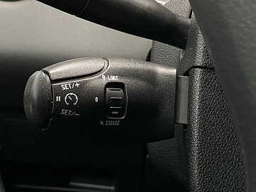 Peugeot 308, 2011г, передний привод, автомат