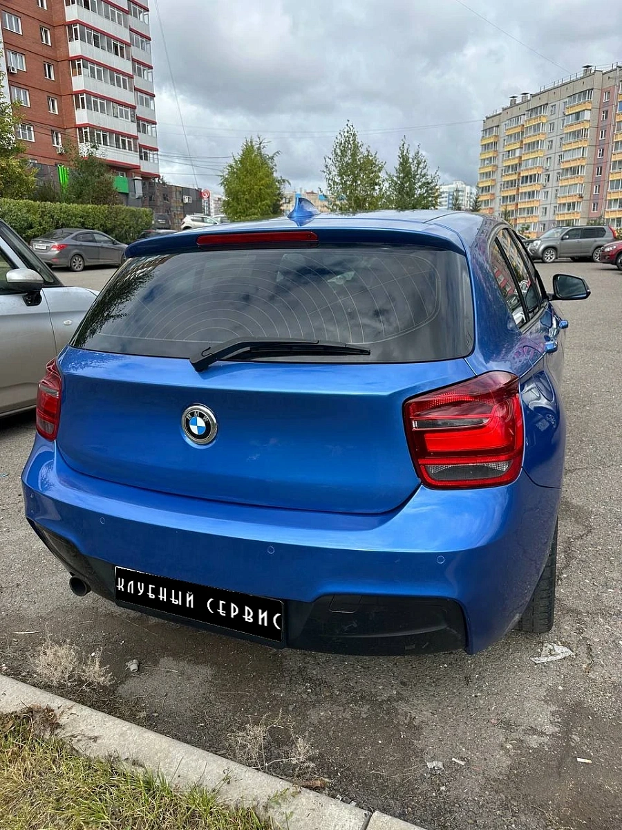 BMW 1 серии, 2012г., задний привод, автомат