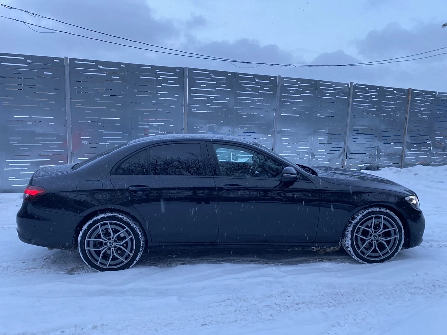 Mercedes-Benz E-Класс, 2020г., полный привод, автомат