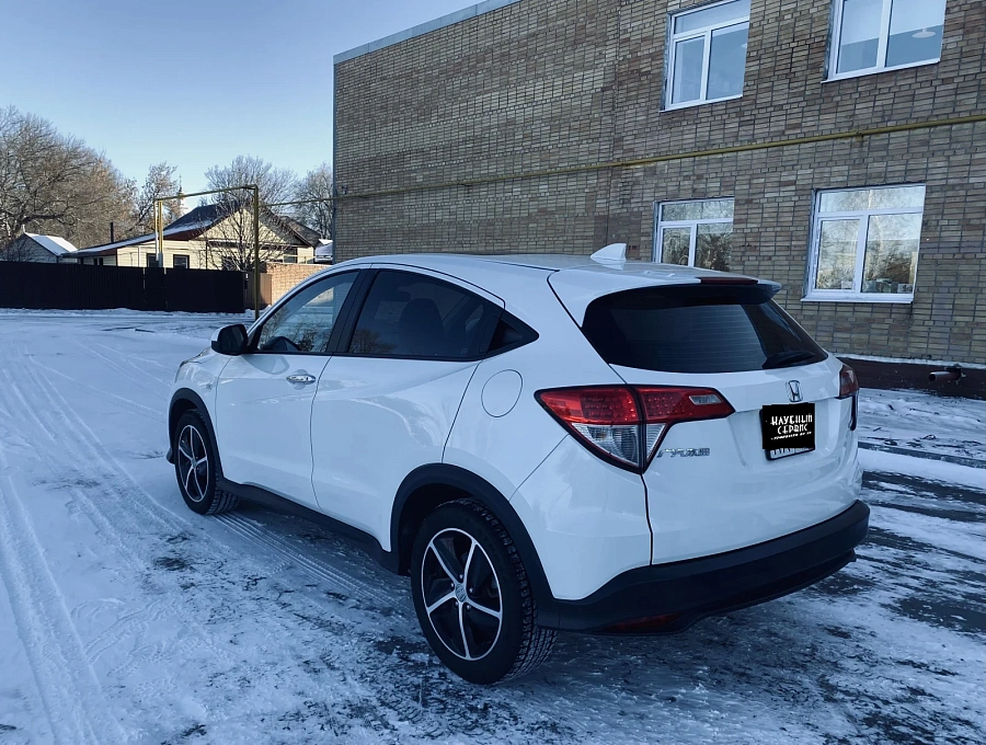 Honda Vezel, 2021г., передний привод, вариатор