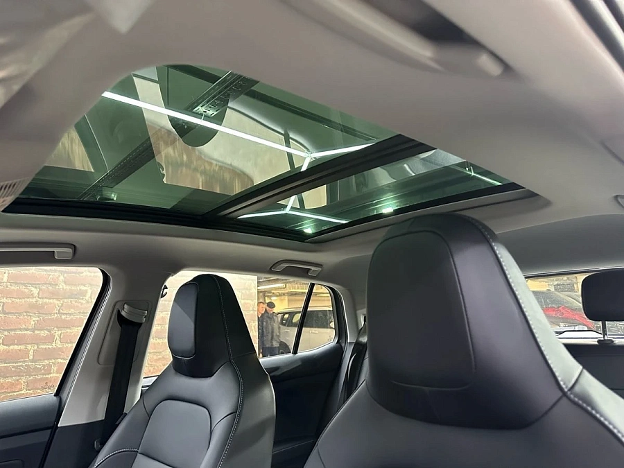 Volkswagen Tharu, 2025г., передний привод, робот