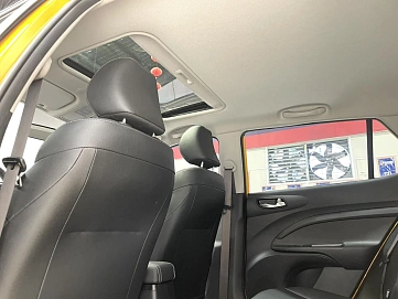 Kia Stonic, 2022г, передний привод, автомат