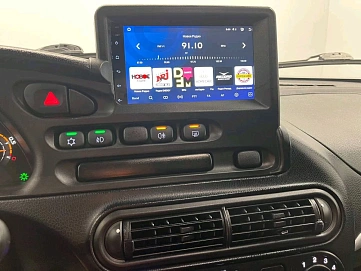 Chevrolet Niva, 2013г, полный привод, механика