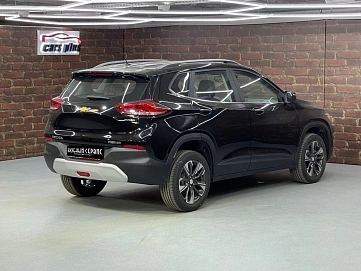 Chevrolet Tracker, 2023г, передний привод, автомат