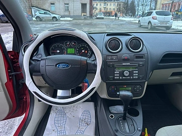 Ford Fiesta, 2008г, передний привод, автомат