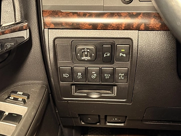 Toyota Land Cruiser, 2014г, полный привод, автомат