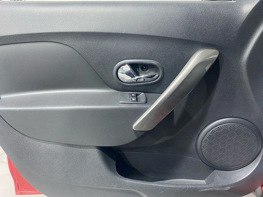Renault Sandero, 2018г., передний привод, механика