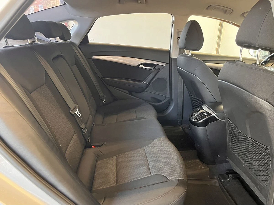 Hyundai i40, 2013г., передний привод, механика