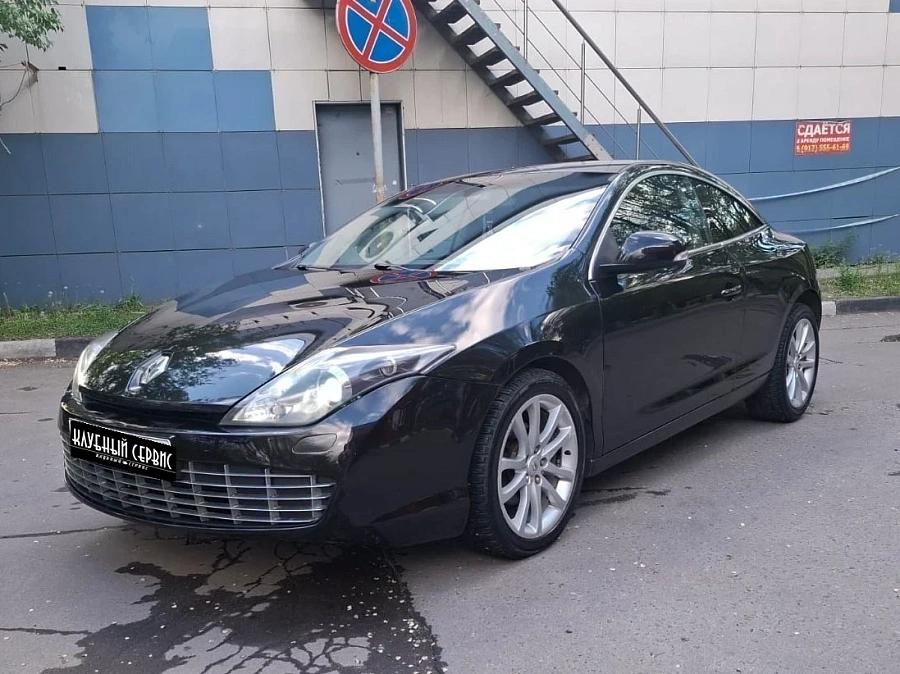Renault Laguna, 2011г., передний привод, автомат