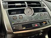 Lexus NX, 2017г., полный привод, вариатор