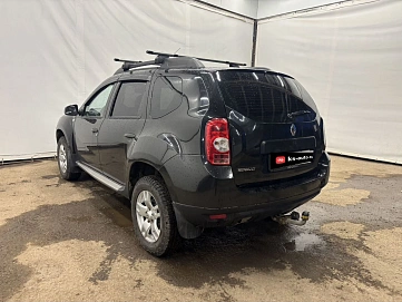 Renault Duster, 2013г, полный привод, механика