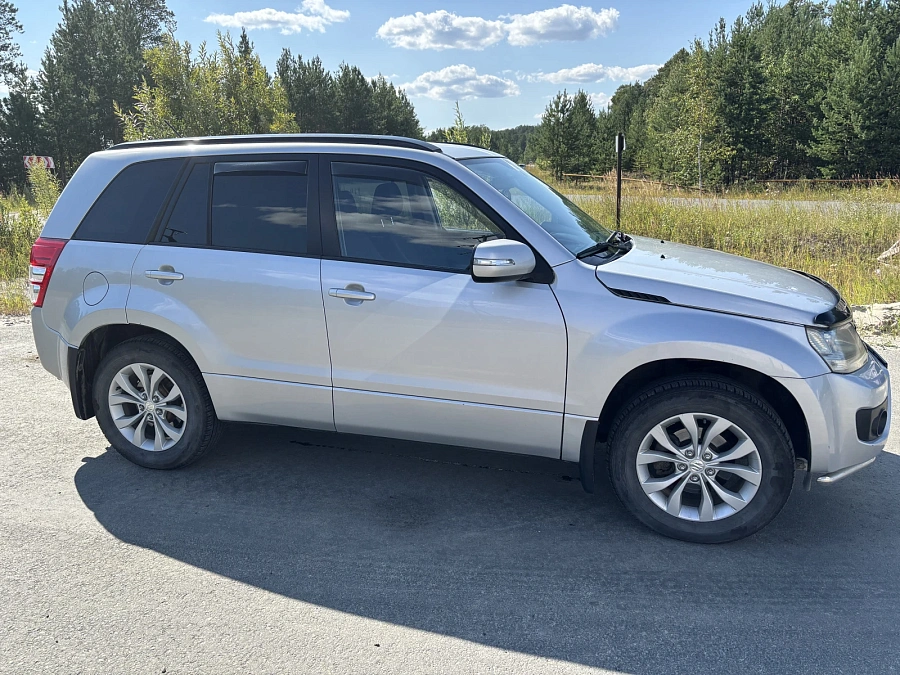Suzuki Grand Vitara, 2013г., полный привод, автомат