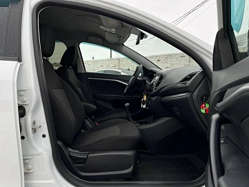 Lada (ВАЗ) Vesta, 2019г, передний привод, механика