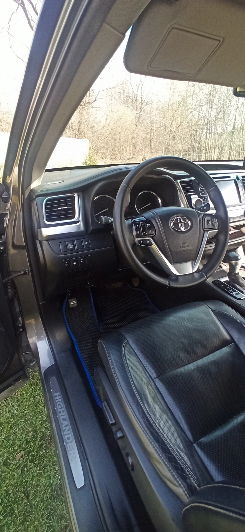 Toyota Highlander, 2014г., полный привод, автомат