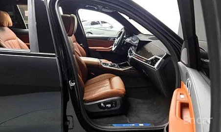 BMW X7, 2024г, полный привод, автомат