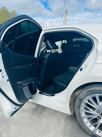 Toyota Camry, 2019г, передний привод, автомат