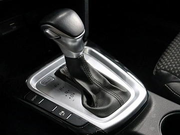 Kia Ceed, 2021г, передний привод, робот