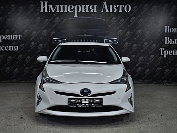 Toyota Prius, 2016г, передний привод, автомат