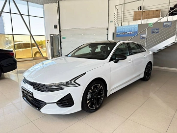 Kia K5, 2021г, передний привод, автомат