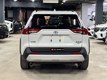 Toyota RAV4, 2025г., полный привод, вариатор