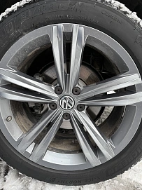 Volkswagen Tiguan, 2020г, полный привод, робот