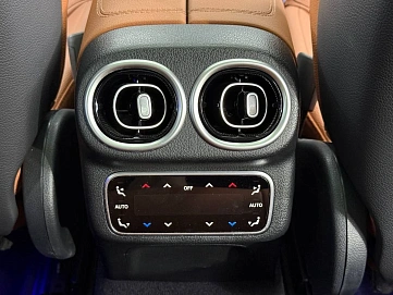 Mercedes-Benz GLC, 2023г, полный привод, автомат