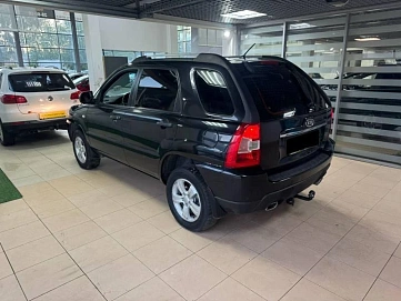 Kia Sportage, 2009г, передний привод, механика