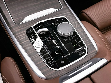 BMW X7, 2022г, полный привод, автомат