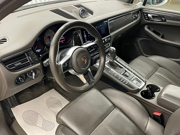 Porsche , 2019г., полный привод, робот
