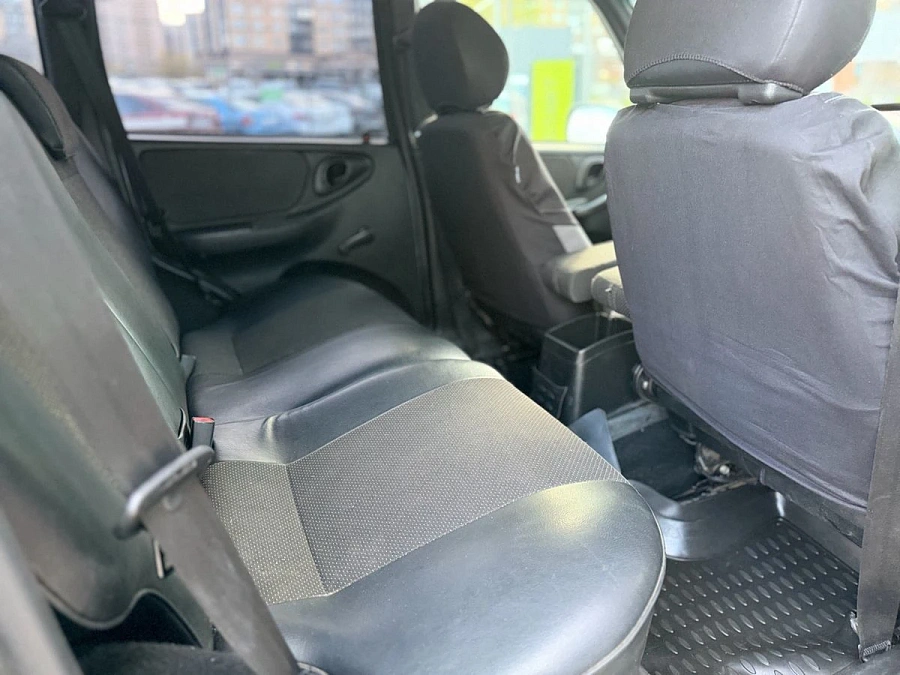 Chevrolet Niva, 2011г., полный привод, механика
