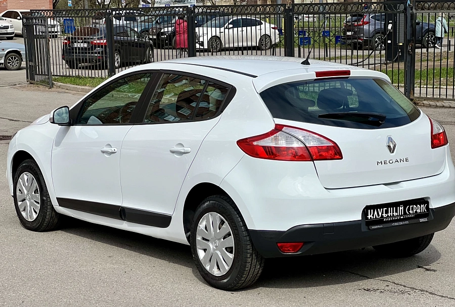 Renault Megane, 2012г., передний привод, механика