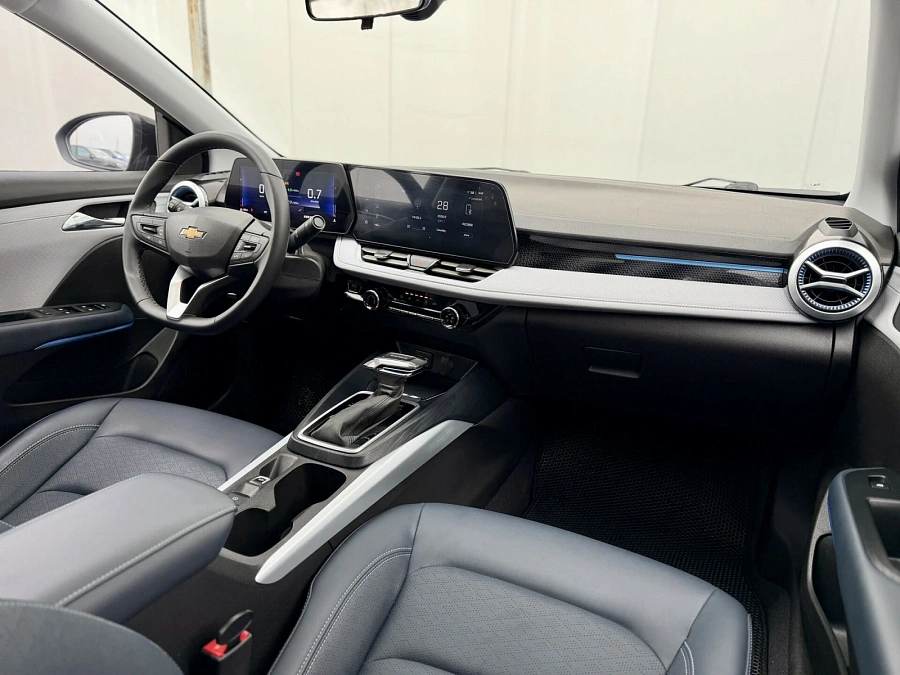 Chevrolet Monza, 2023г., передний привод, автомат