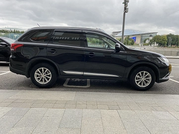 Mitsubishi Outlander, 2015г, полный привод, вариатор