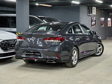 Hyundai Sonata, 2018г, передний привод, автомат