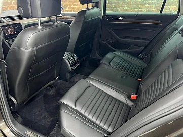 Volkswagen Passat, 2017г, полный привод, робот
