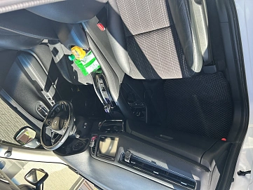 Honda Vezel, 2014г, передний привод, робот